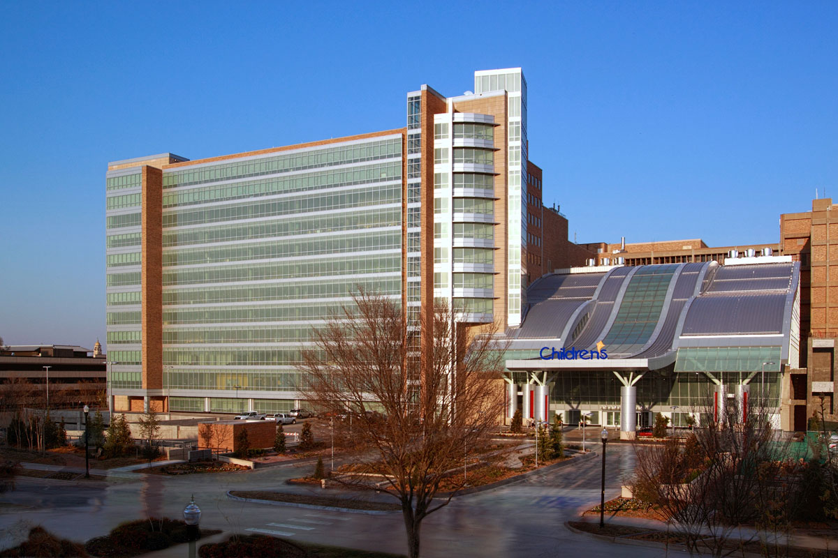 Alucobond, Childrens Atrium, Miles Associates, HOK, University Hospitals Authority Trust Oklahoma City