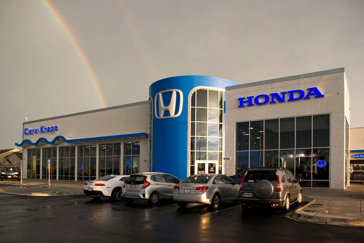 Honda Dealership Showcases Signature Design Clad In Alucobond