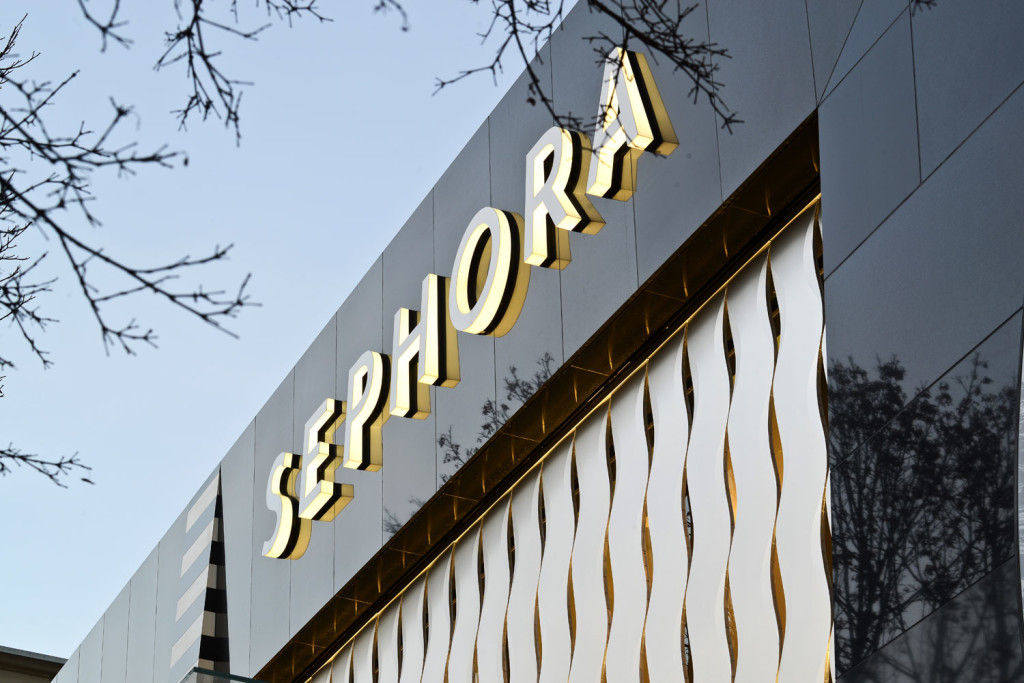 Sephora Retail Store, Canada, Francl Architecture, Keith Panel Systems, Alucobond NaturAL ACM, Daniel Lunghi