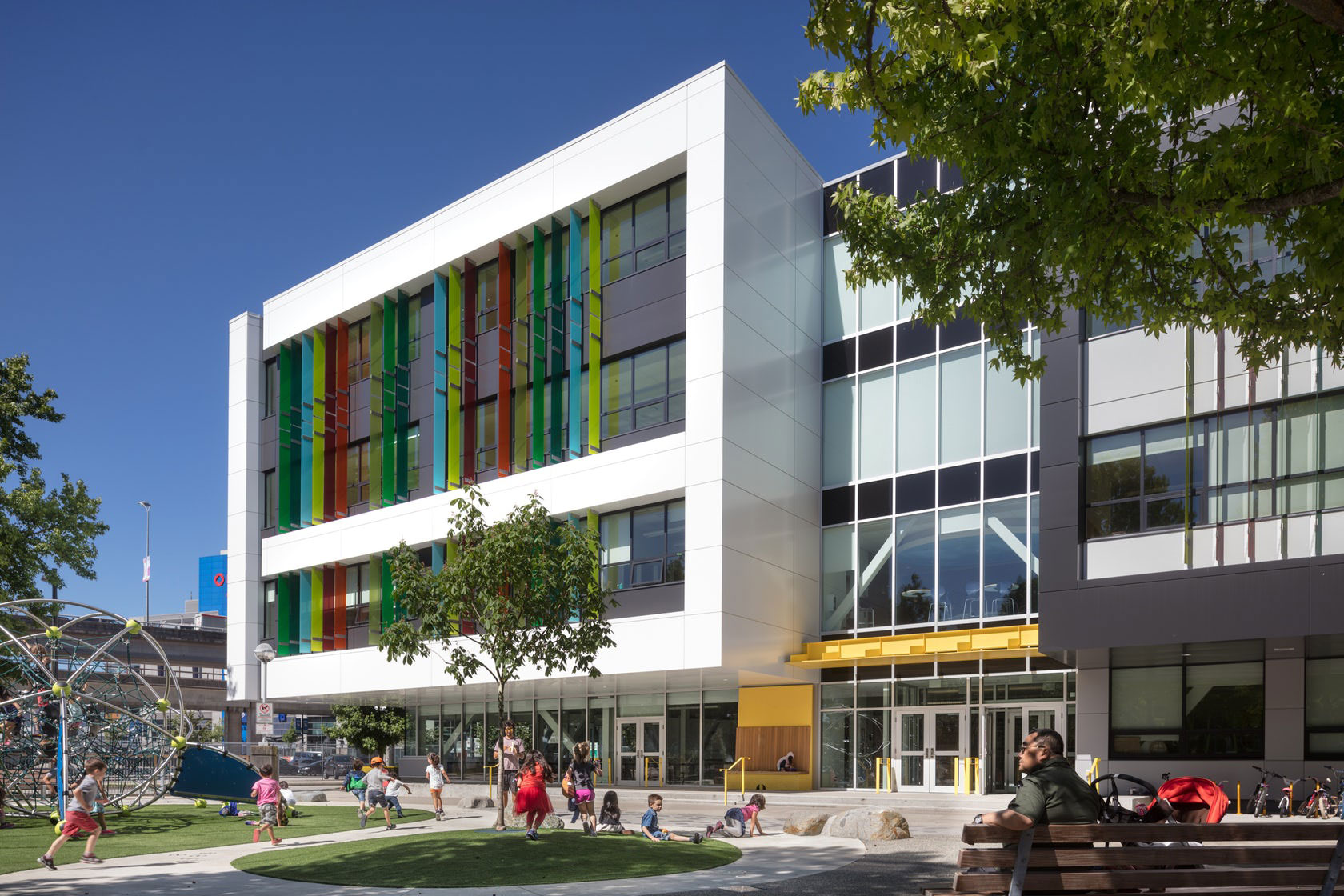 Crosstown Elementary School, Francl Architecture, Vancouver, Keith Panel Systems, Alucobond PLUS, LEED Gold, Photography Michael Elkan