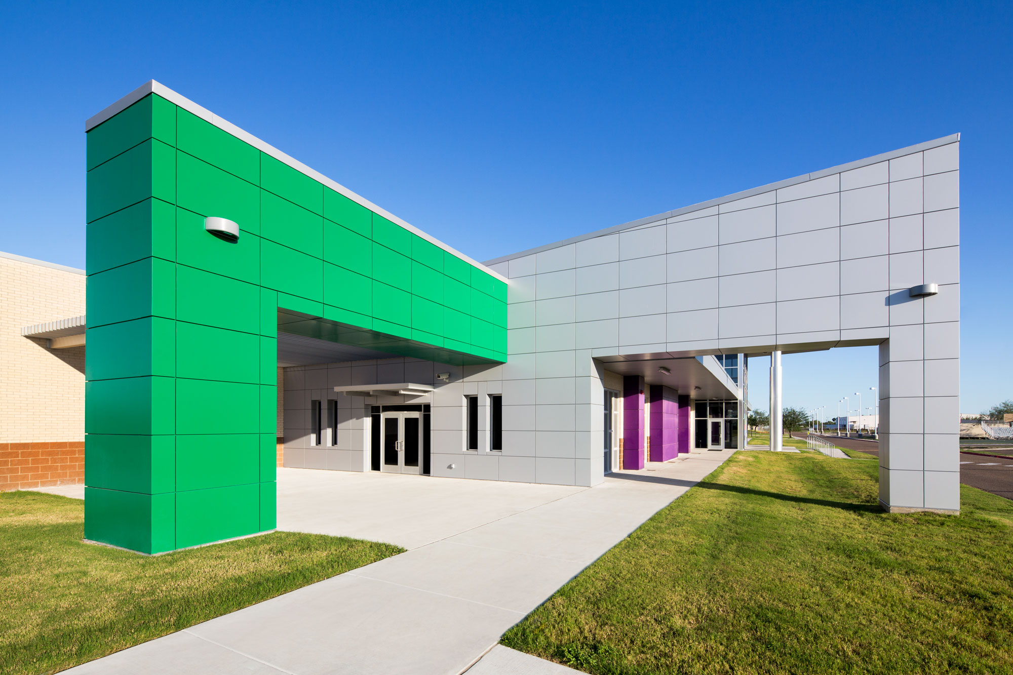 Alucobond, STC Technology Campus, EGV Architects, Bowman Distributing, Photography John Faulk